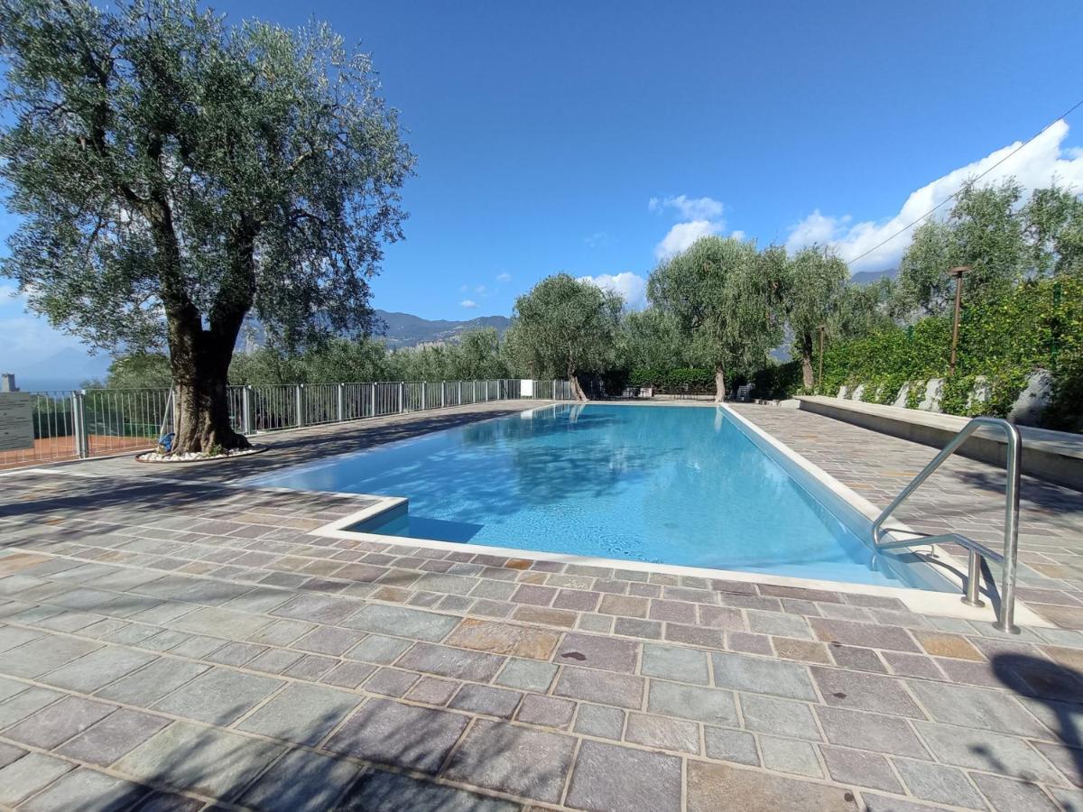 Apartament Luna Wifi Free - Malcesine Eksteriør billede