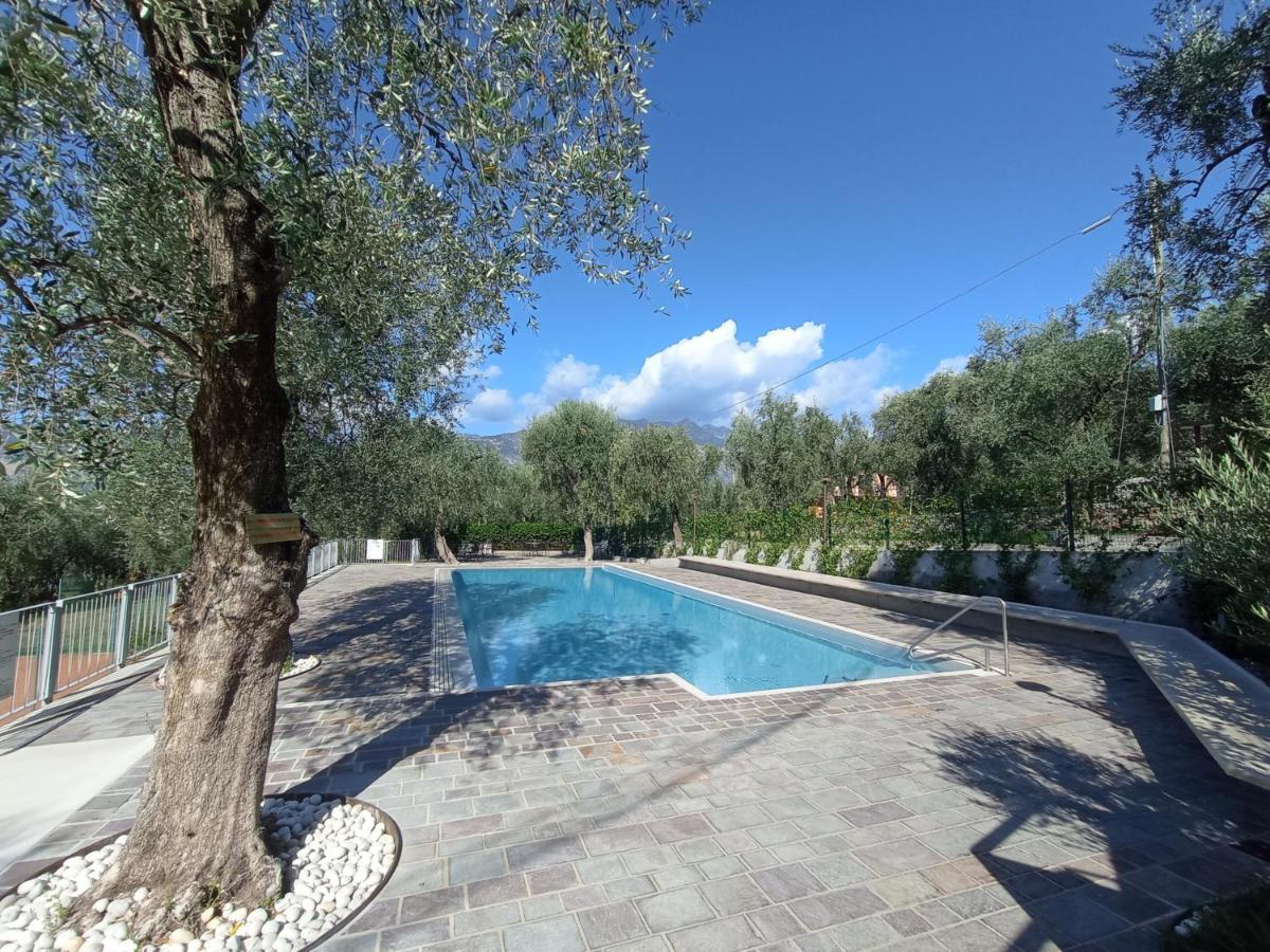 Apartament Luna Wifi Free - Malcesine Eksteriør billede